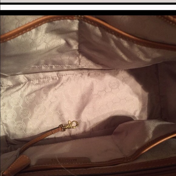 🚫SOLD🚫Michael kors Selma Large - Picture 2 of 4