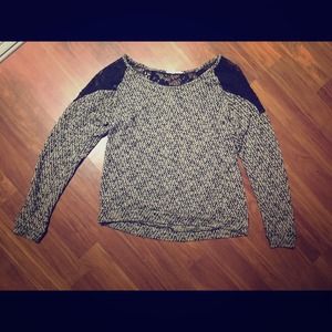 **SOLD** Casual sweater