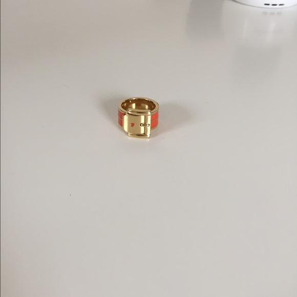 Ring - Picture 2 of 4