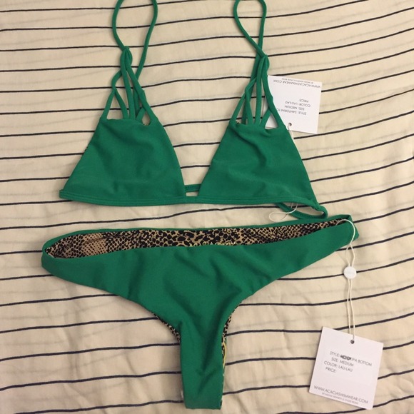 ❌SOLD❌ $175🅿️🅿️ NWT Acacia Lau Lau Set Medium