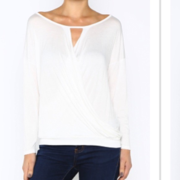 Tops - ✨CLEARANCE!!!✨ Surplice Blouse