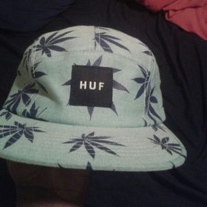 5 panel HUF hat
