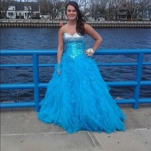 Prom dress