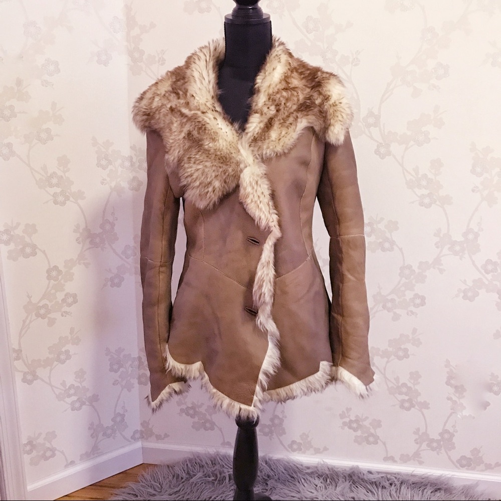 Shearling coat . MADE IN ITALY .