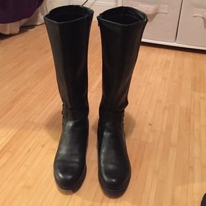 Riding boots