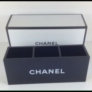 Authentic Brand New Chanel Brush Holder