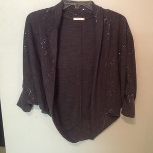 Grey sweater with small sequins