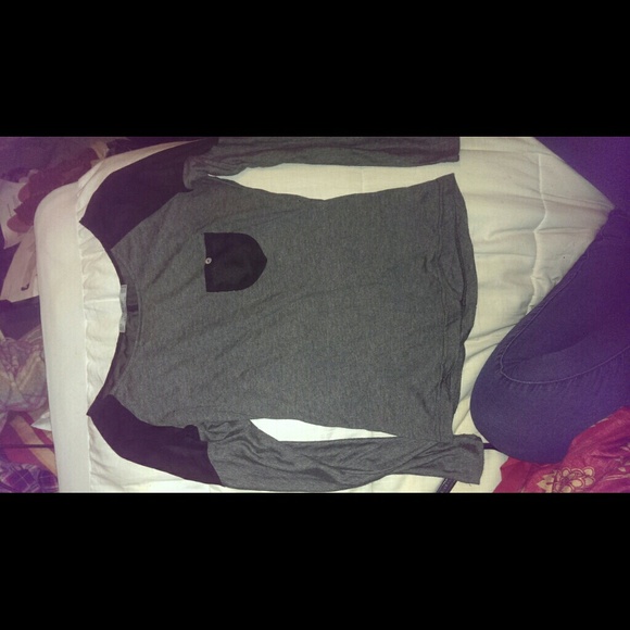 Black and grey baseball t