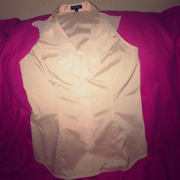 Sleeveless top