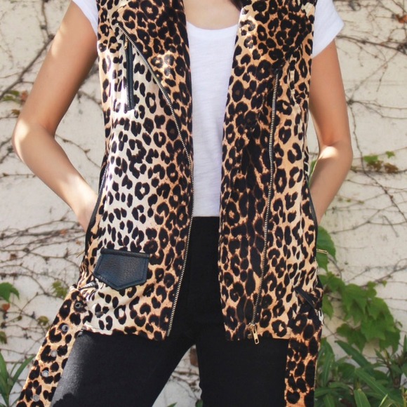 Animal Print Vest with Faux Leather Collar/Detail - Picture 3 of 4