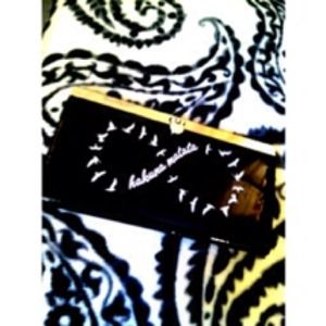 Walet from rue 21!💕