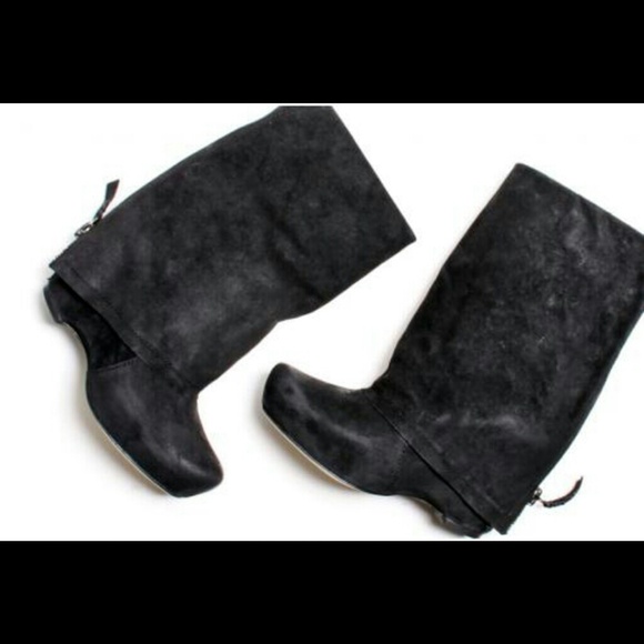 Vera wang Lavender "Joey" boot sz  9