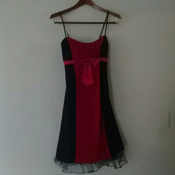 Gorgeous black and red holiday dress