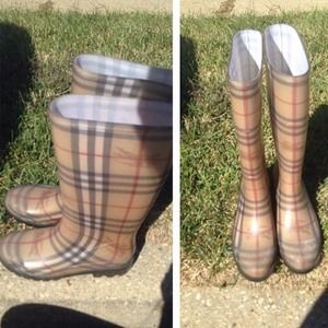 Burberry rain boots