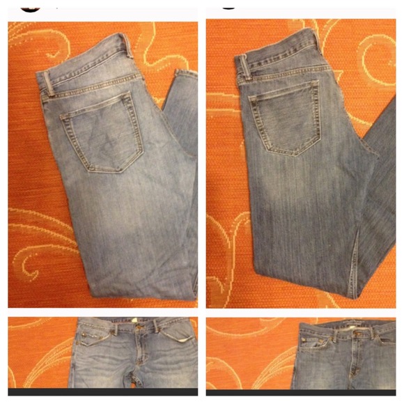 2 pair of jeans