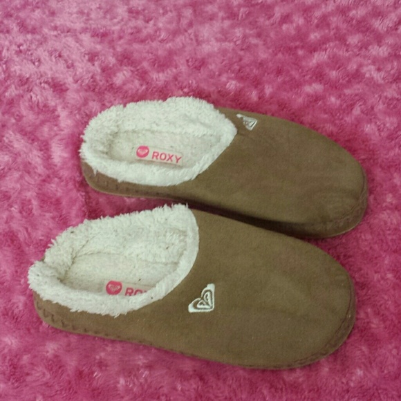 Roxy fluffy slipper shoes