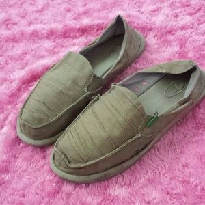 Sanuk slip on shoes