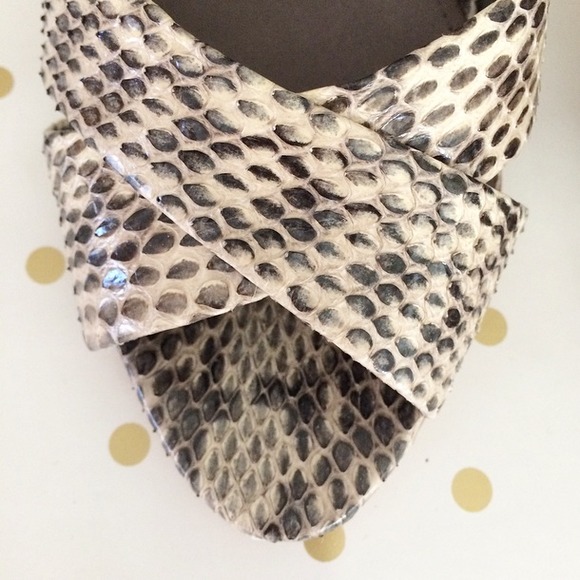 Make an offer 💕Tory Burch Python Heels - Picture 2 of 4