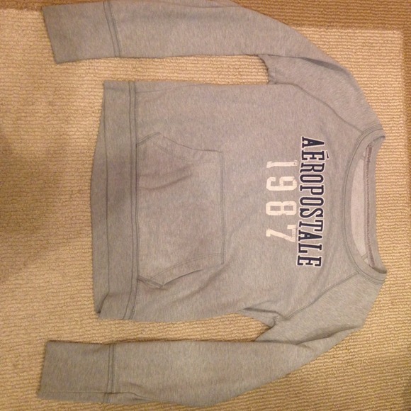 Light grey Aeropostale sweater