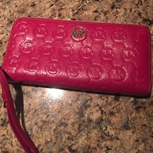 Michael Kors Pink Wallet