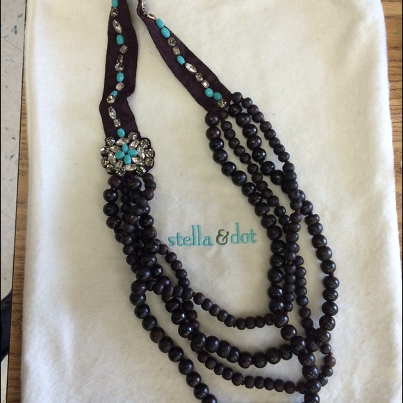 Wood & turquoise Stella & Dot necklace
