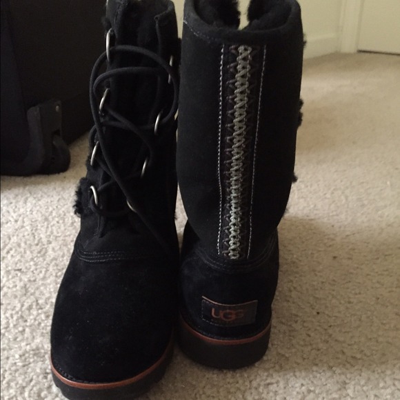 Size 8 authentic ugg boots