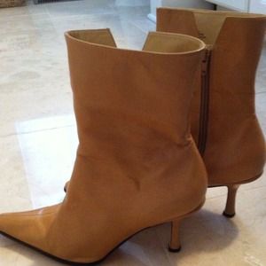 Camel colored boots size 8.