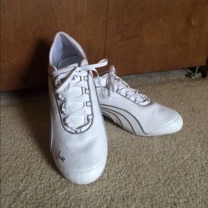 White Puma Tennis Shoes