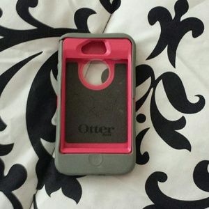 IPhone 4/4s pink and grey otter box defender case.