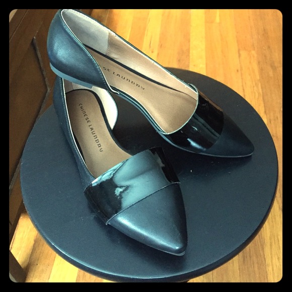 Chinese Laundry Flats