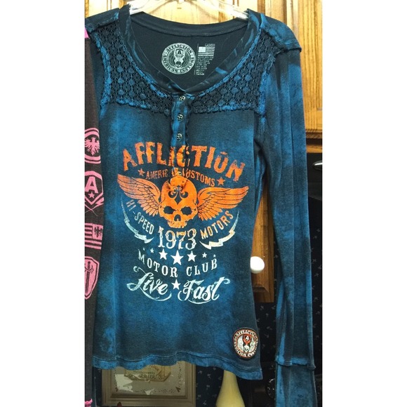 Affliction long sleeve shirt!
