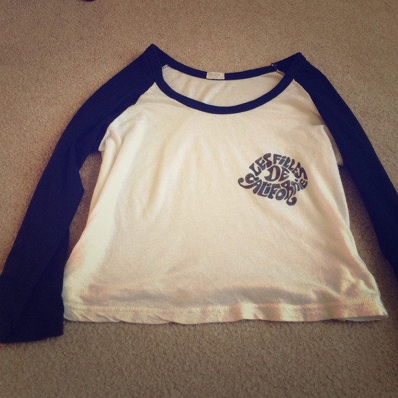 Brandy Melville Graphic Tee