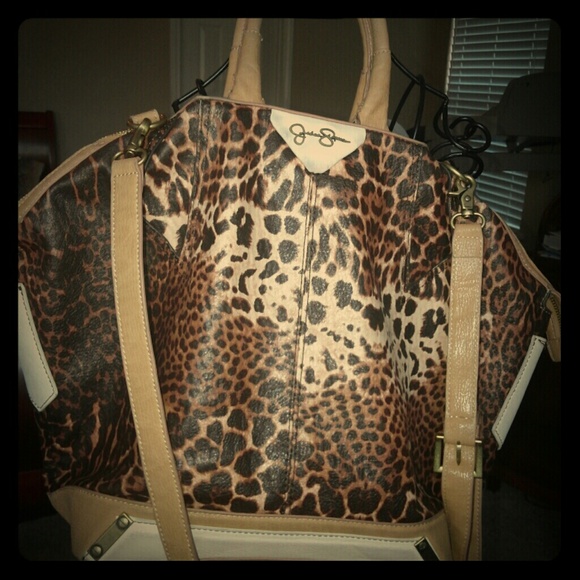 Beautiful Jessica Simpson handbag