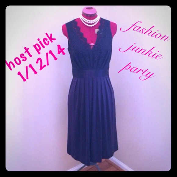 Host Pick NWT Sugarplum dress sz 6, fits like a 4