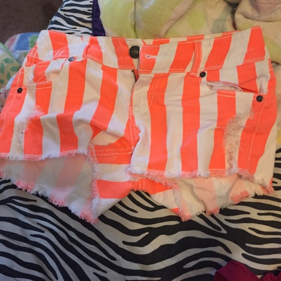 neon Jean shorts!!