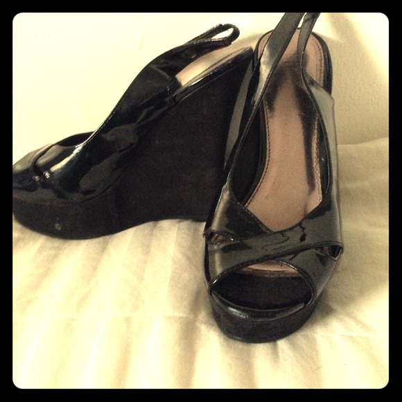 Wedge black suede