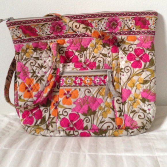 Vera Bradley Bundle!! bag sunglass holder & wallet - Picture 4 of 4