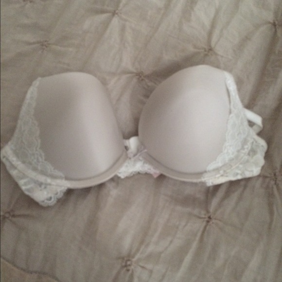Victoria Secret Very Sexy bra