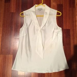 Tahari blouse