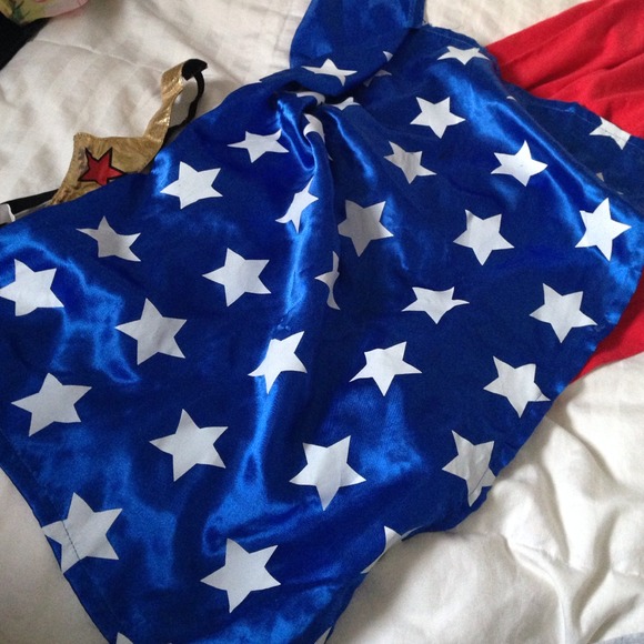 Wonder women shirt and head band - Picture 2 of 3