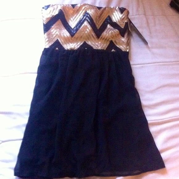 Formal Dress - Picture 2 of 2