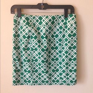 Printed green skirt