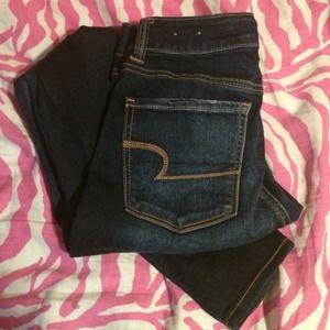 NWOT American Eagle High-Waisted Jeans