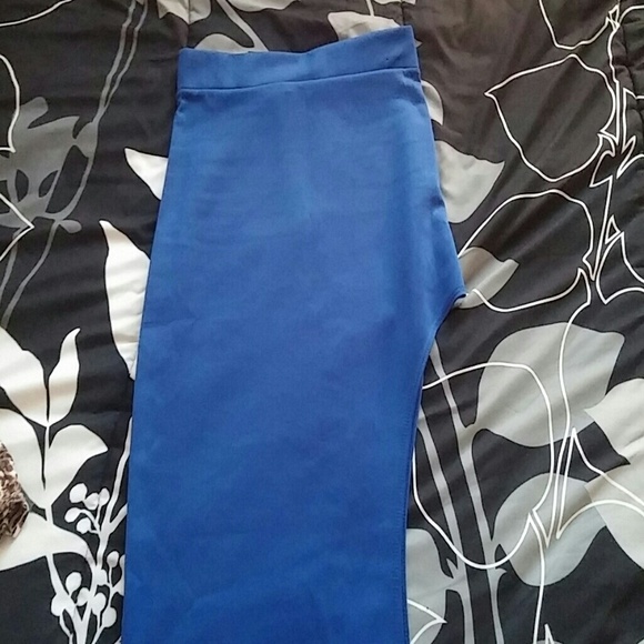 Side cut out long maxi skirt