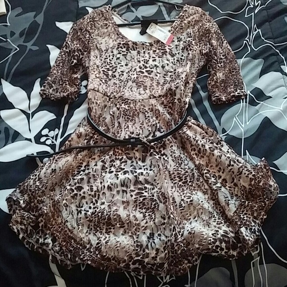 Cheetah/ Leopard print top