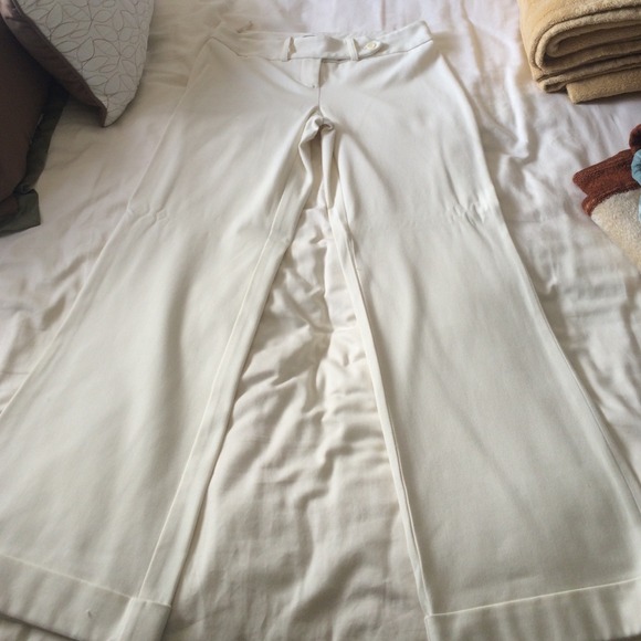 🚫sold🚫Ivory flare pants