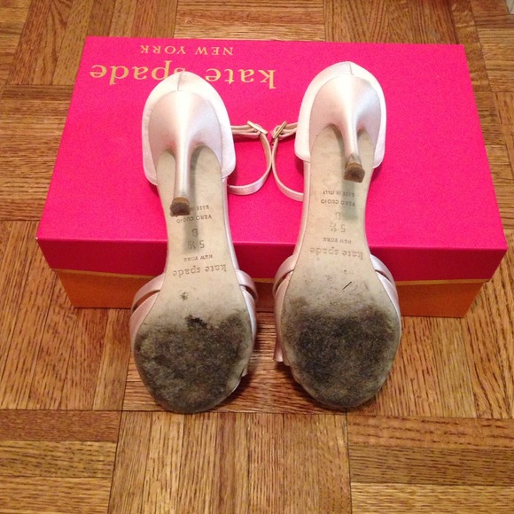 Kate Spade Ivela in Rose Petal Satin - Picture 3 of 4