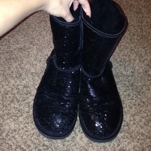 black sparkly uggs