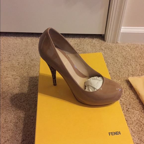 Shoes - Picture 2 of 4