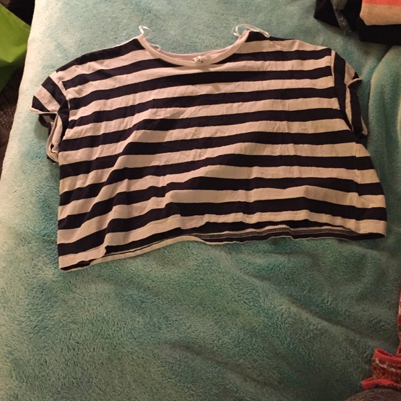 H&M crop top